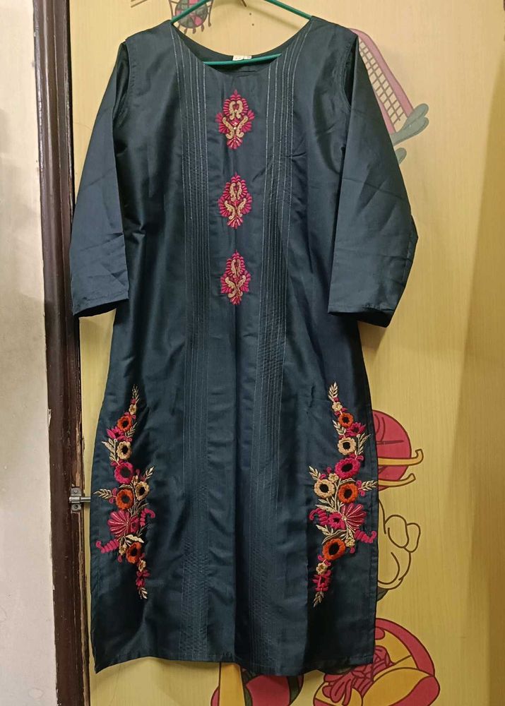 Black  Embroidered Kurta set