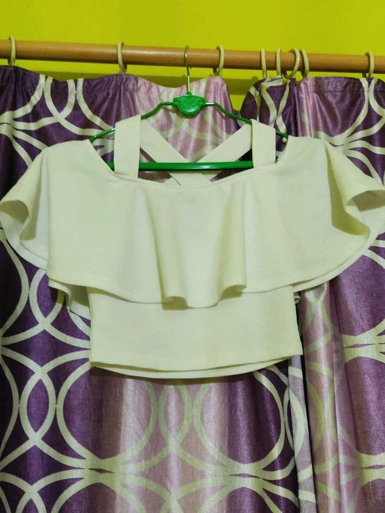 Cute White Crop Top🤍