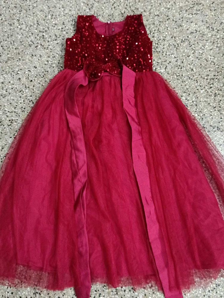 Preloved Maroon Sequin Girls Party Dress