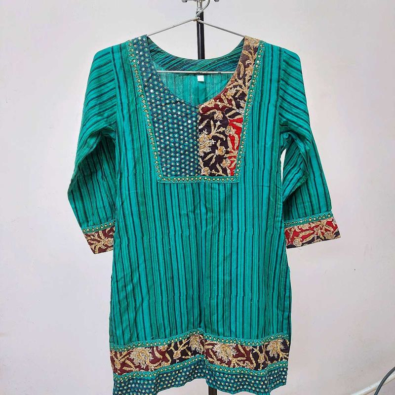 Branded Meena Bazaar kurti
