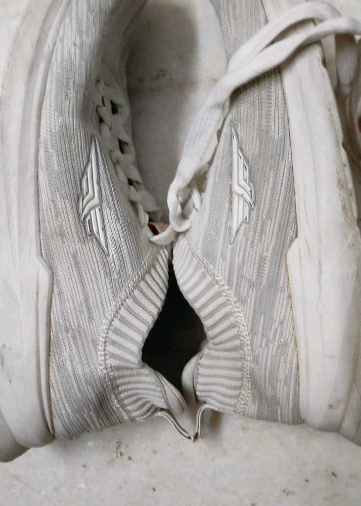 Red Tape Men Sports Shoes