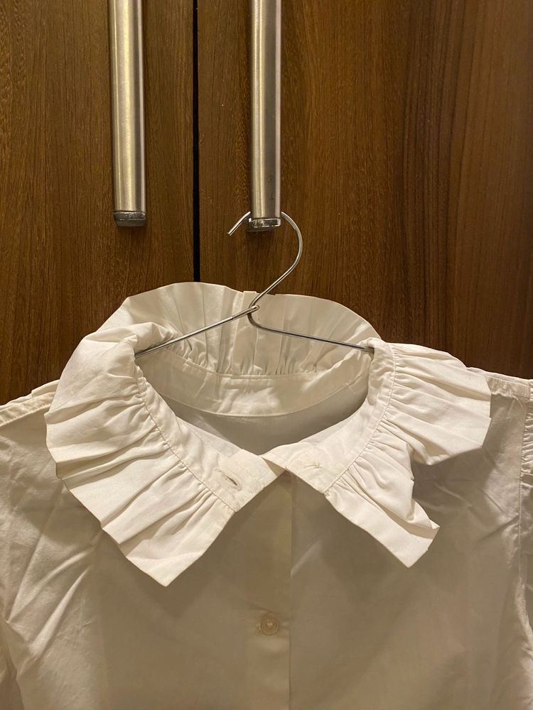 frame white shirt