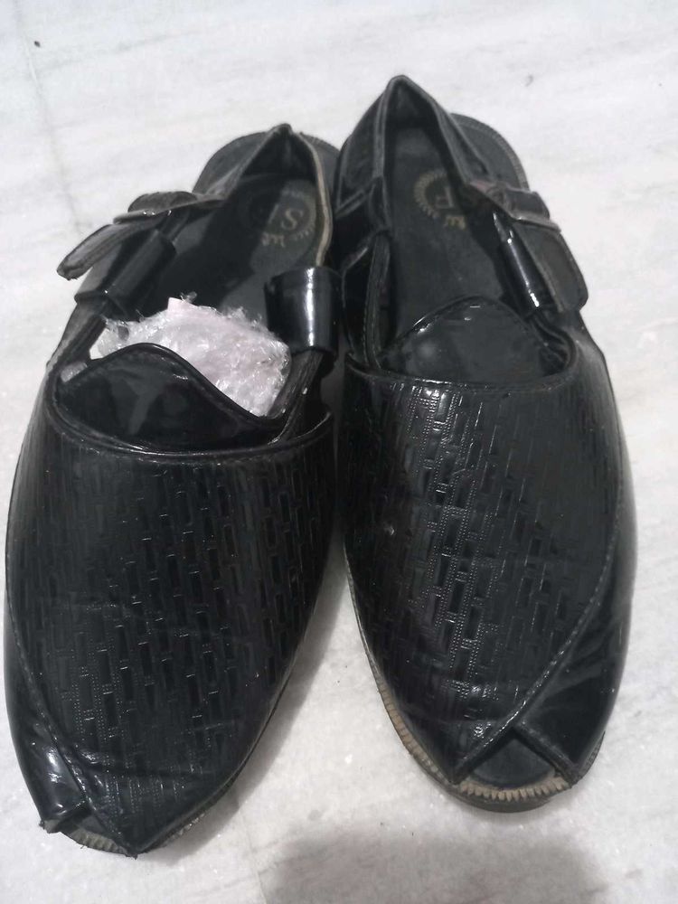 Black Juti  For Boy