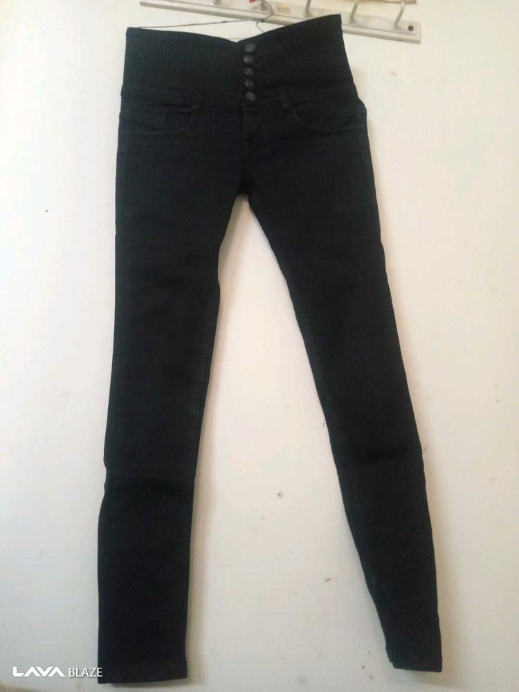 Black High-Waisted Jeans