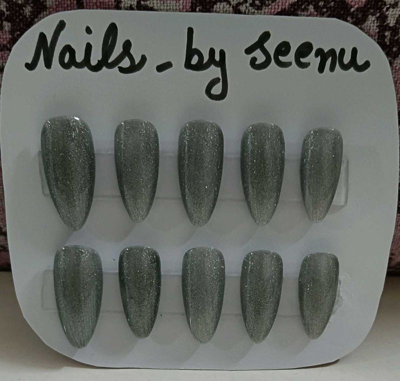 Press-on Nails - Grey