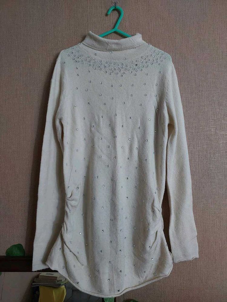 Embellished Knit dress