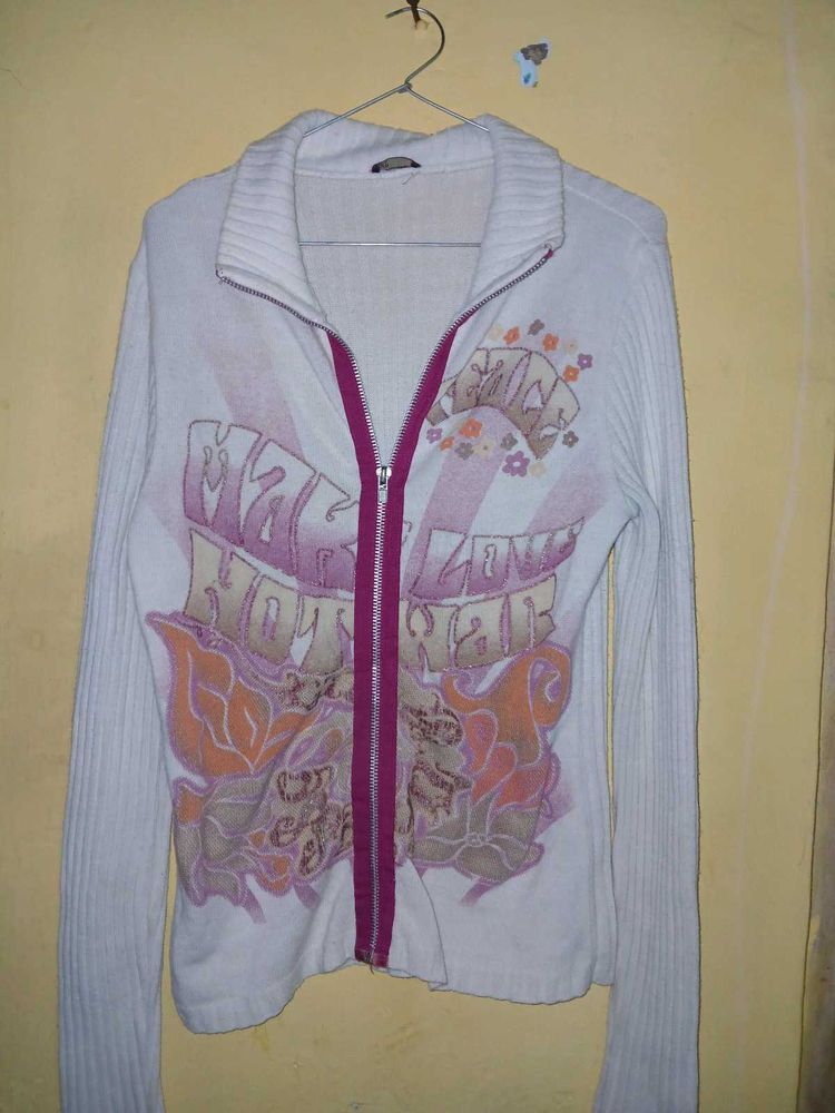 White Jacket With Long Full Sleeves
