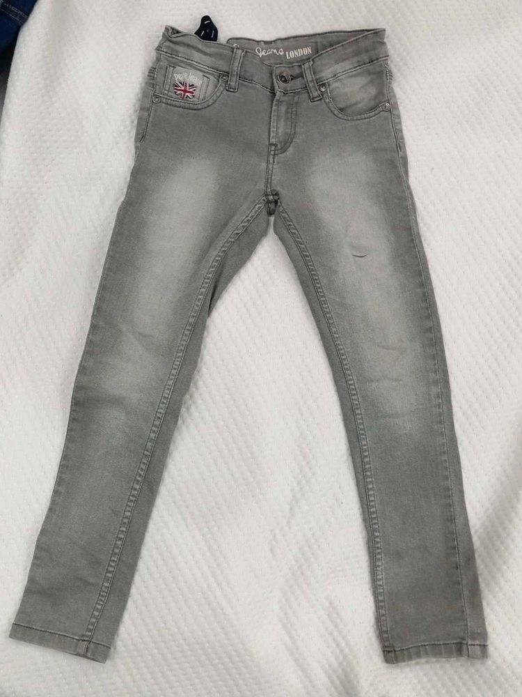 Stylish Gray Jeans