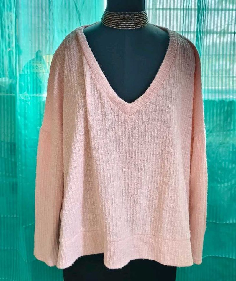 BOGO 🎁 Buy One Get 1🎁Peach V-Neck Pullover Top
