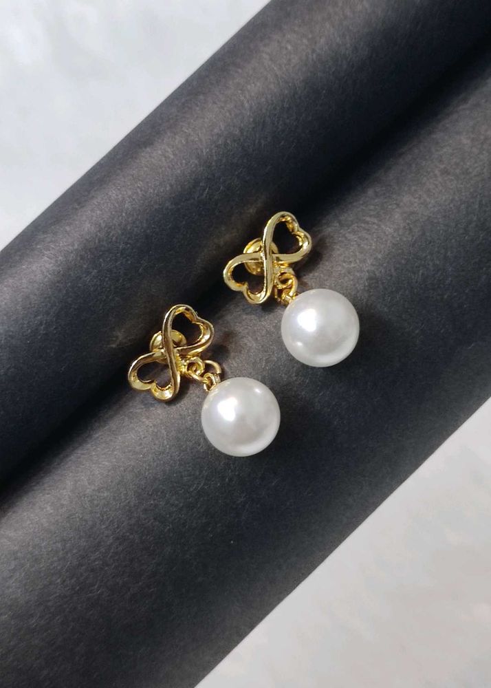 Pearl Drop Earrings