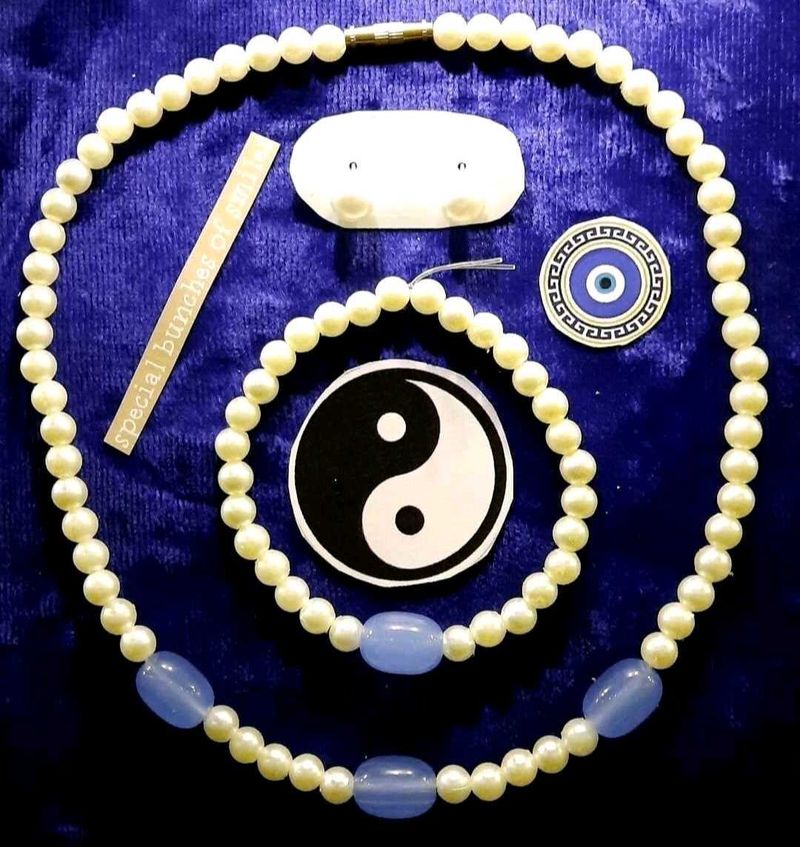 Pearl Necklace &amp; Bracelet Set
