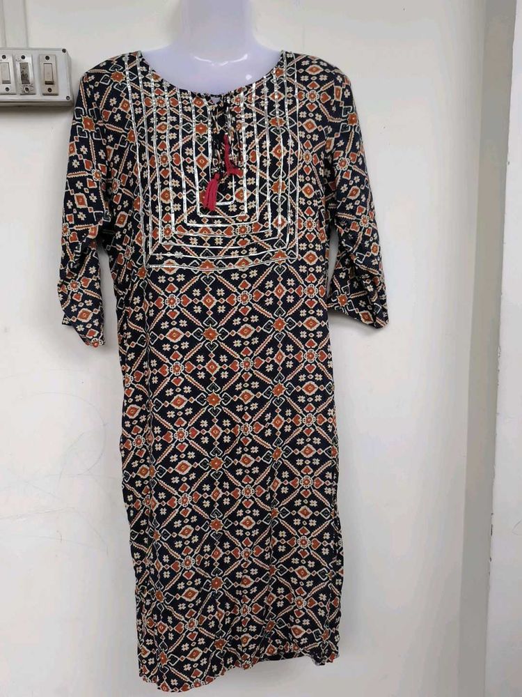 Women Patterned Black Tunic Kurta
