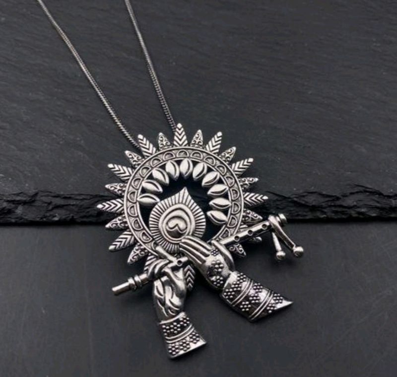 Pandent...  Lockets
