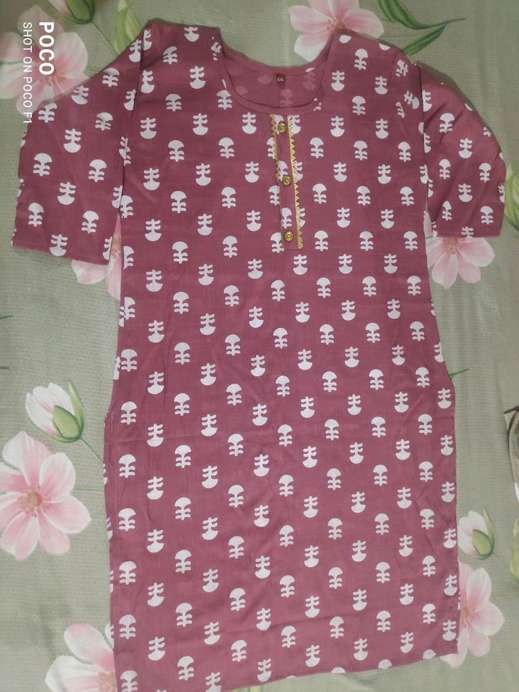 Women Maroon Kurti....