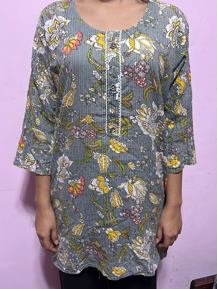 Grey Katha Cotton Short Kurti
