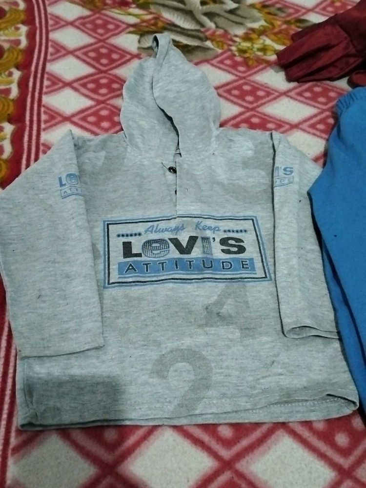 Little boy sweat shirt