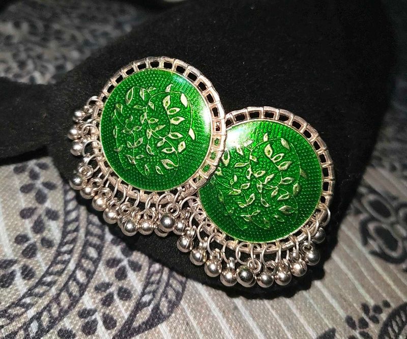 Earings