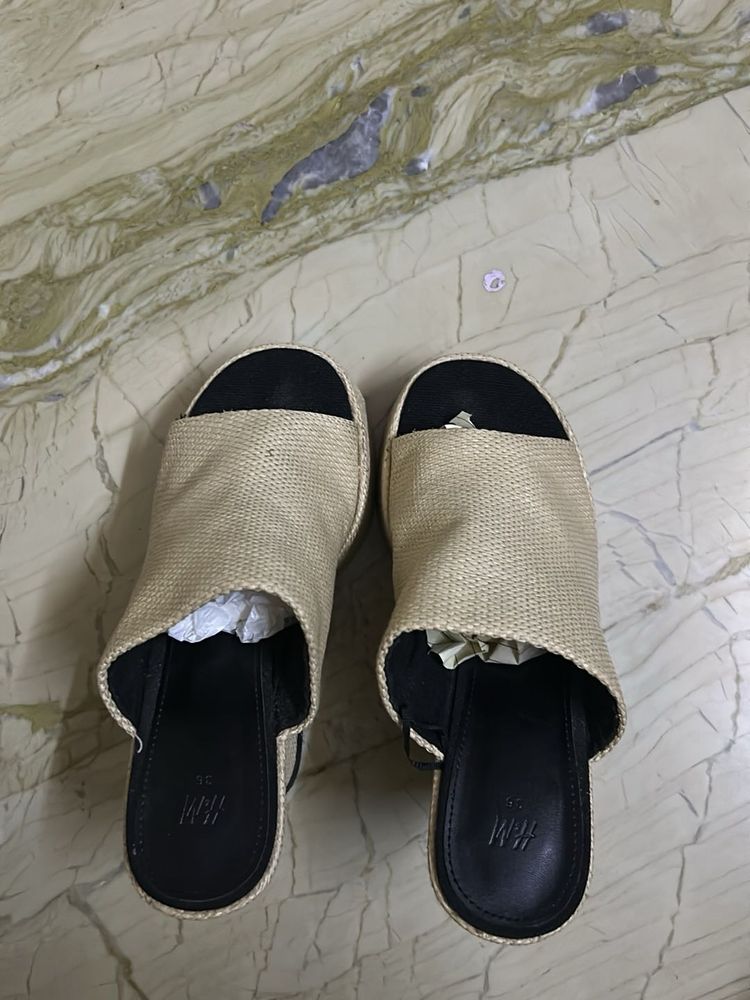 H&amp;M Woven Mules