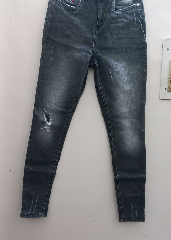 Girl Distressed Jeans
