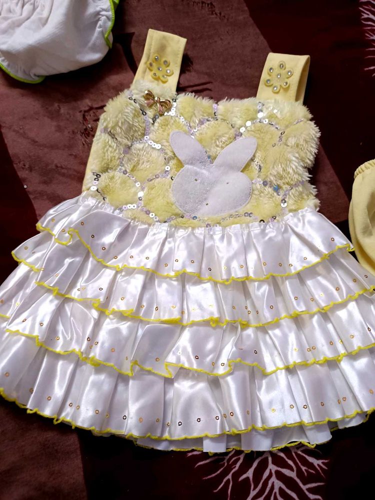 Bunny Dress - Yellow &amp; White Ruffle