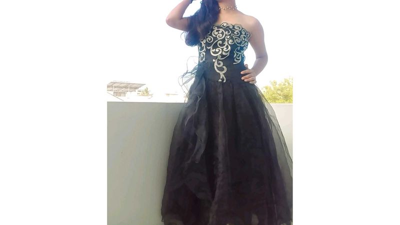 Elegant Black Party Gown