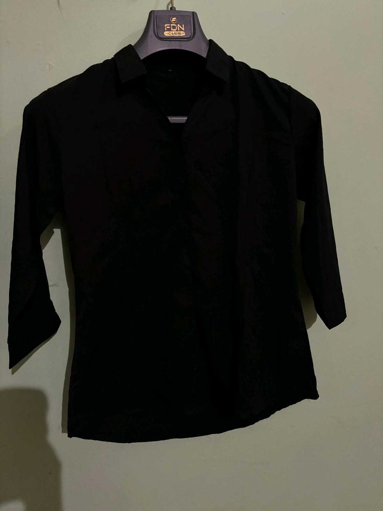 Black 3/4 Sleeve Blouse