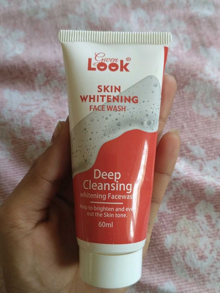 Gwen Look Skin Whitening Face Wash