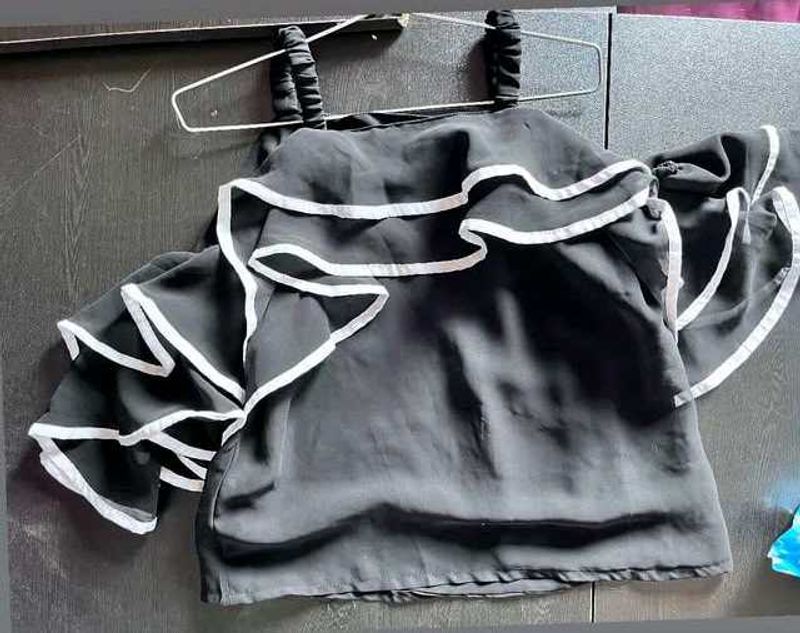 Black Cute Off Shoulder Strap Top.