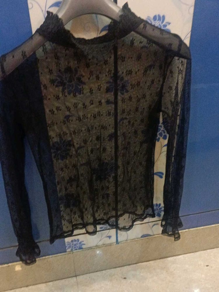 Grab Black Elegant Net Lace Top