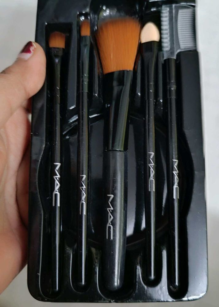 MAC Brush Set