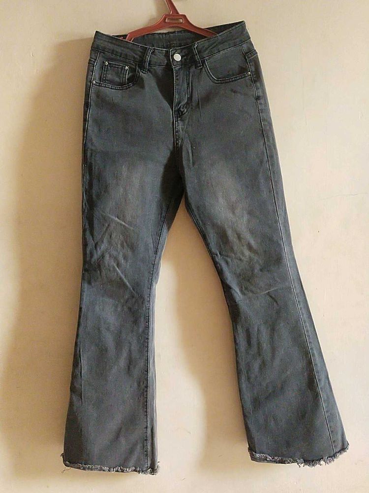 Grey Jeans Very Good Quality And Looks Stylish