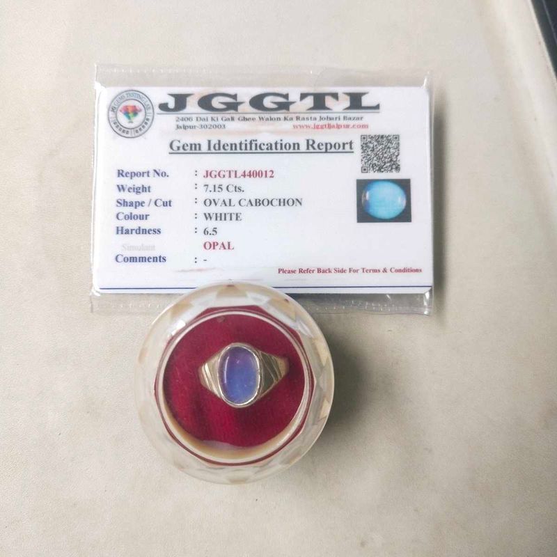 7.150 Cts. Original White Opal In Pure Silver Ring