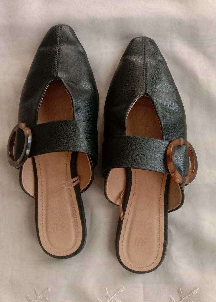 H&amp;M  black sandal