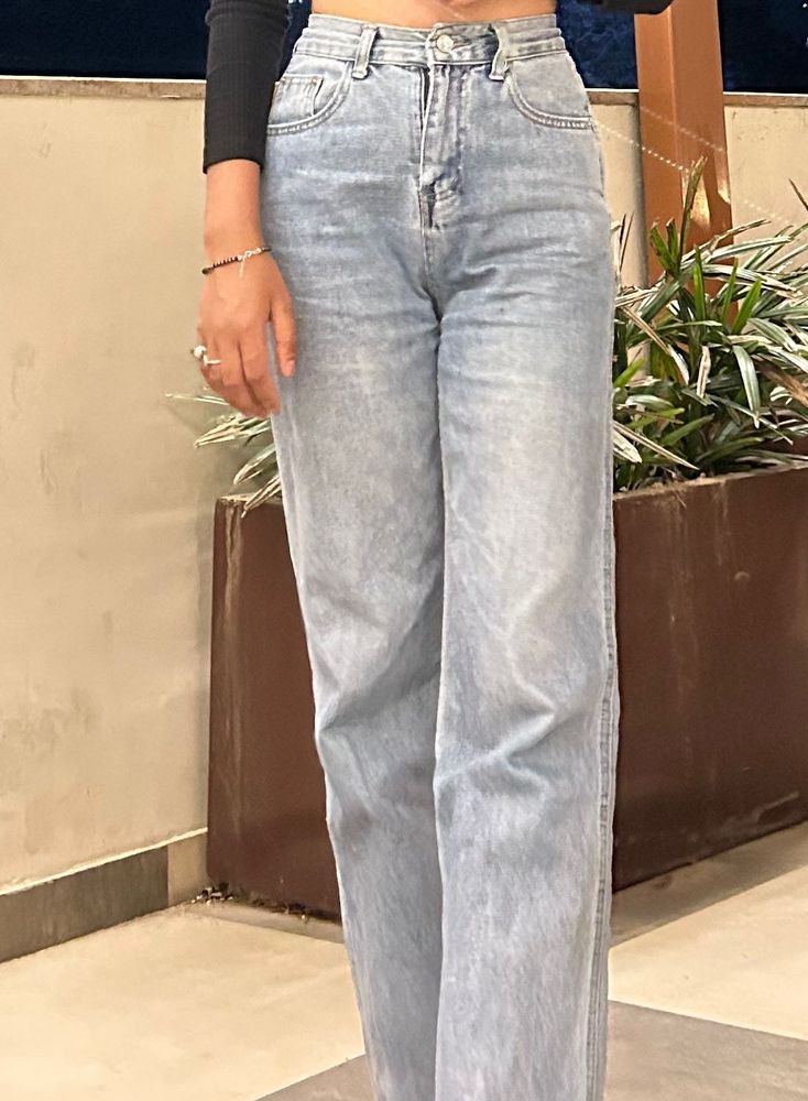 Light Wash Wide Leg Jeans