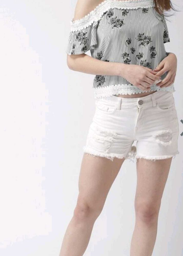 Off-shoulder Top