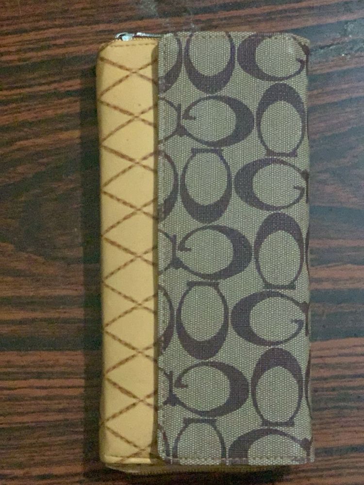 Wallet or hand purse