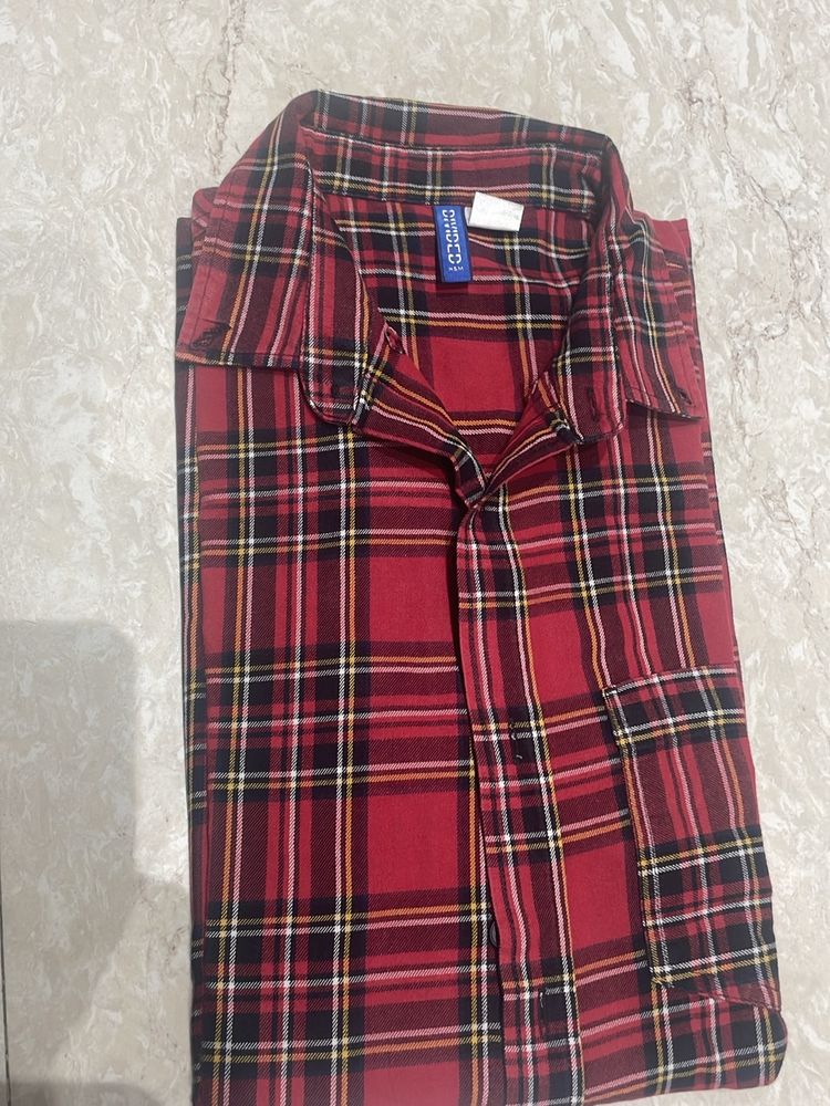 H&amp;M Shirt
