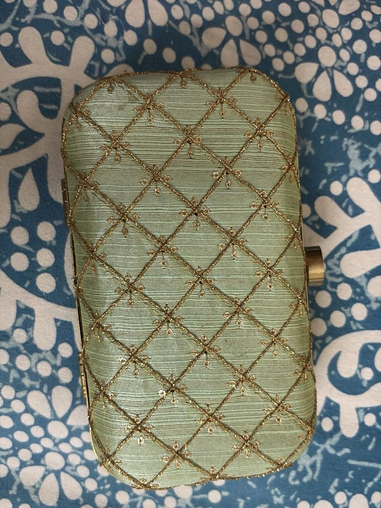 Green Clutch