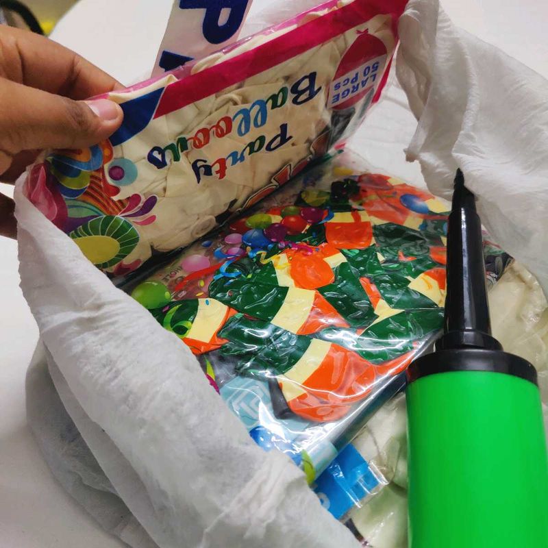 100+ Balloons + Pump Bundle Combo