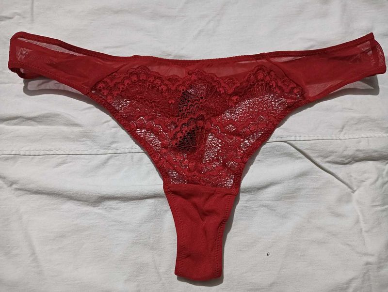 Red Lace Thong🔥