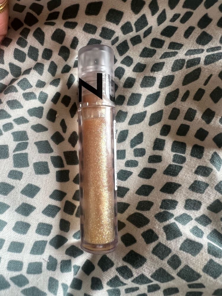 Nuon Gold Lipgloss