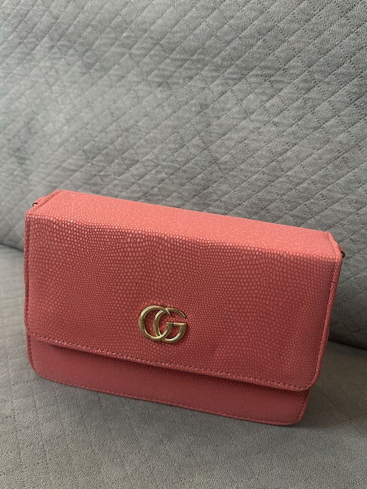 Gucci Sling
