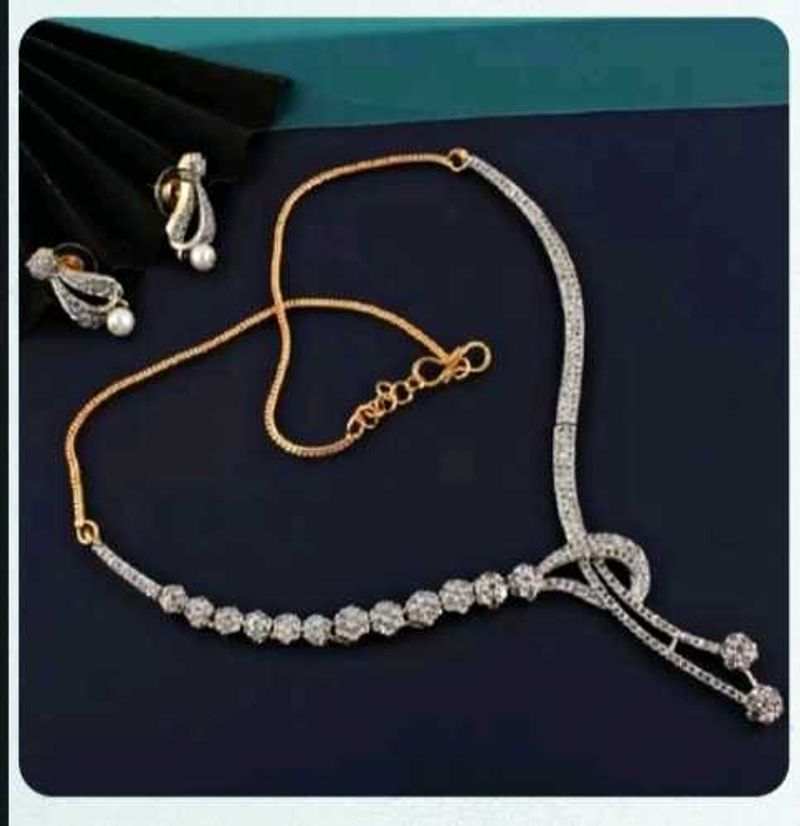 Elegant Necklace &amp; Earring Set
