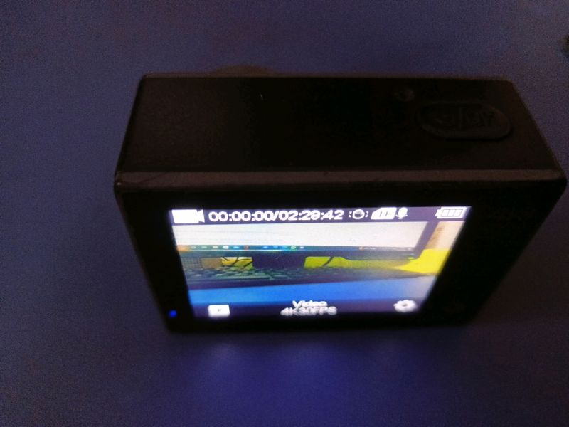 Fit Spark Eagle i9 Action Camera (only rs preferred no coins pls )