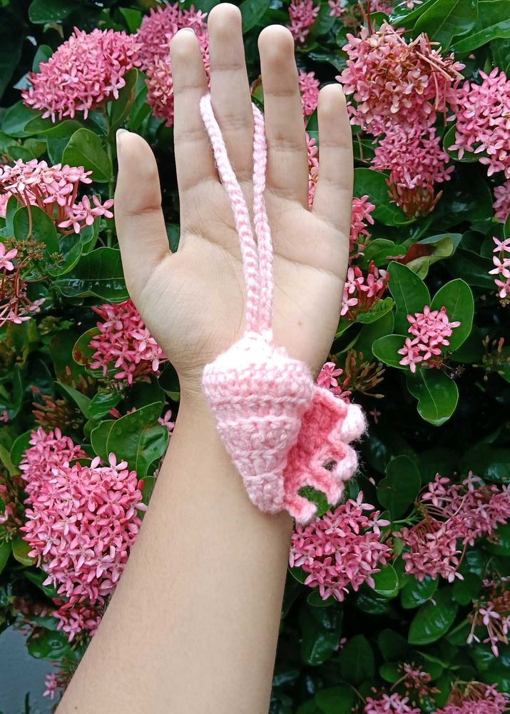 Crochet Seashell Bag Charm