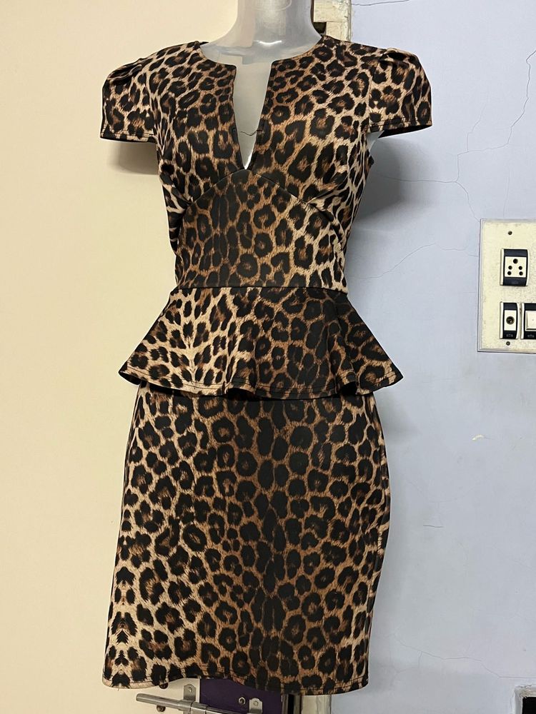 Animal Print Peplum Bodycon Dress