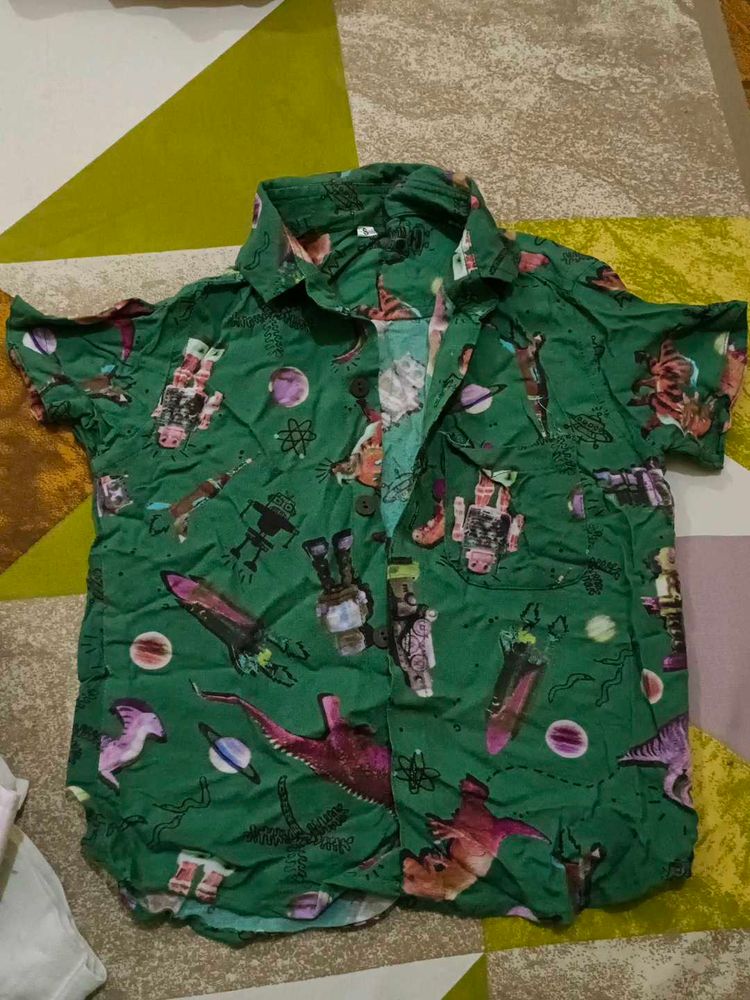 Beautiful Smart Shirt( Needs To Ironed)