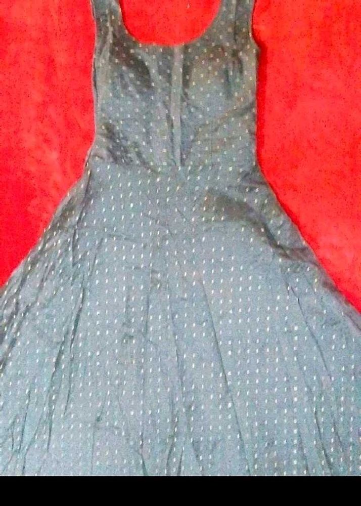 Polka Dot Sleevless Dress