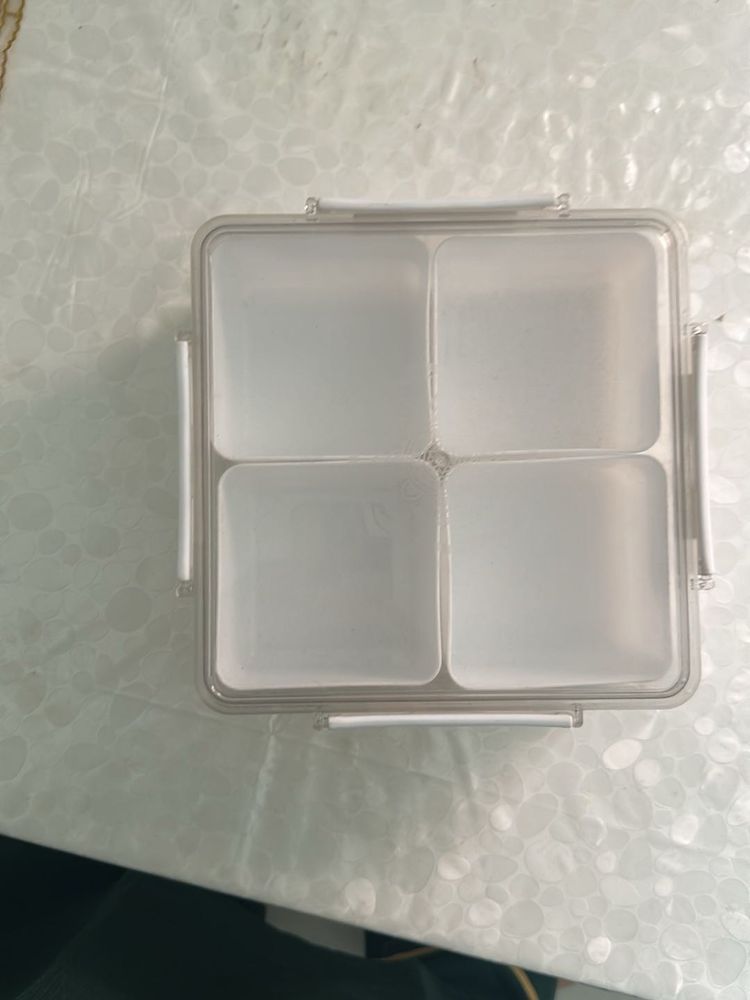 Tray Set With Lid And 4 Bowl