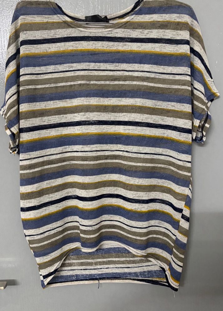 Striped Women&#39;s Top